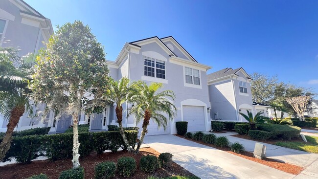 Foto del edificio - Townhome in Spring Isle Community Avalon L...