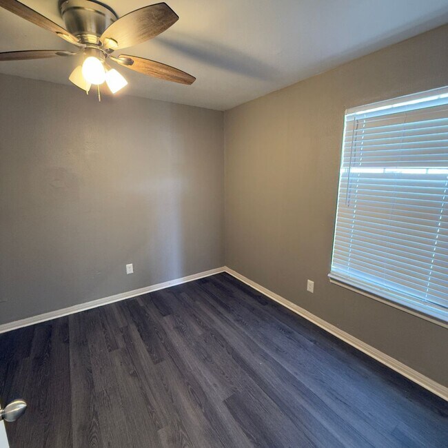 Foto del edificio - $500 Off 1st Full Month!* All Utilities In...