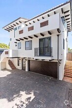 Building Photo - 636 Vincent Park