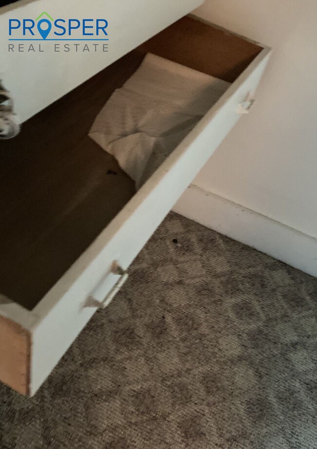 Building Photo - HU226X