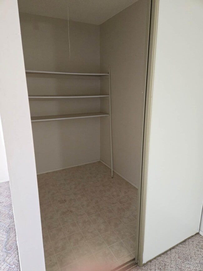 Photo du bâtiment - 4507-244 44 Ave