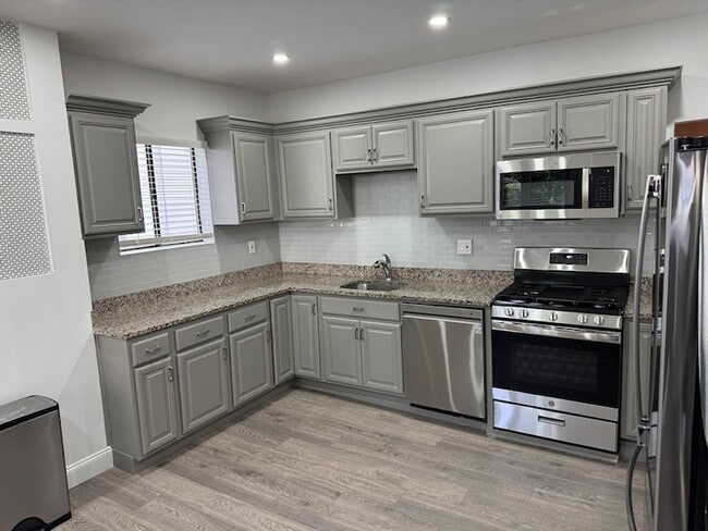 Building Photo - 7 Washburn Terrace