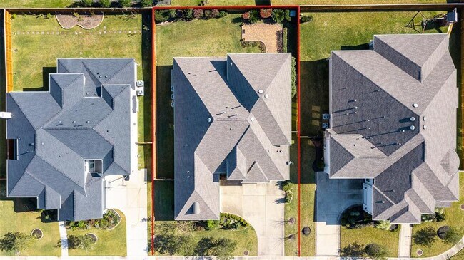 Building Photo - 1819 Katy Shadow Ln