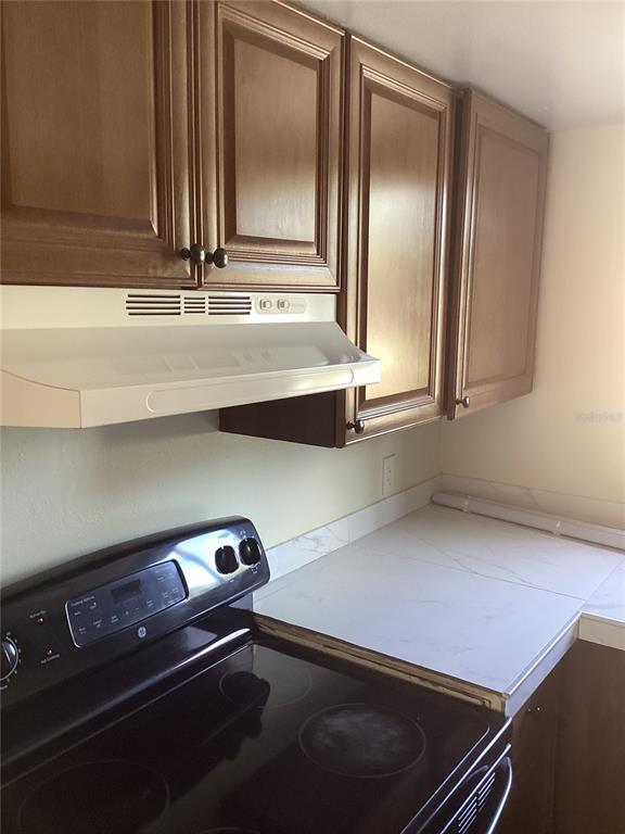 Foto del edificio - 2054 Bowen Dr