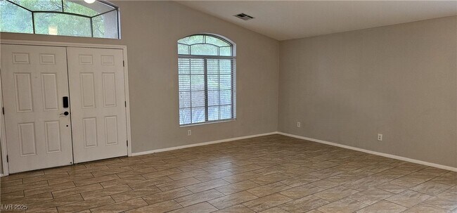 Building Photo - 10618 Bonnyhill St