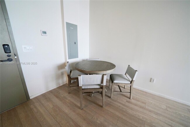 Foto del edificio - 7920 NE 2nd Ave