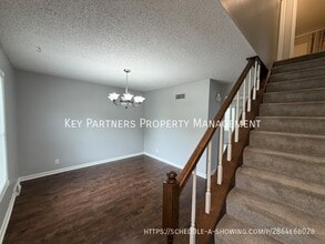 Building Photo - 138 E Nelson Cir
