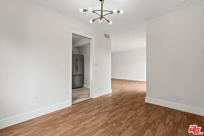 Foto del edificio - 1031 Laurel Ave