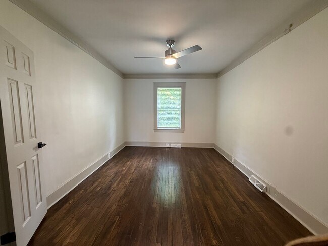 Foto del edificio - Charming Travelers Rest Cottage Near Swamp Rabbit Trail