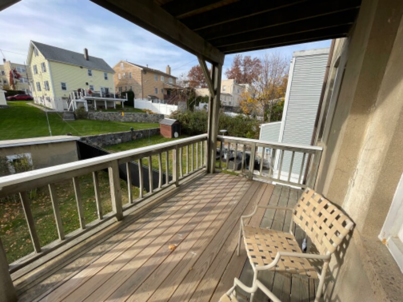 32 Parsons St Unit 2nd floor, Harrison, NY 10528 Room for Rent in