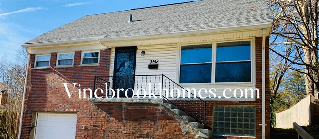 Building Photo - 3518 Susan Lewis Dr
