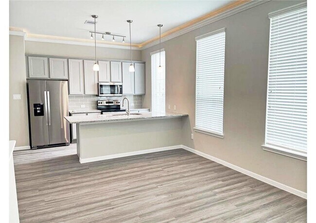 Foto del edificio - 5606 Woodbrook Way