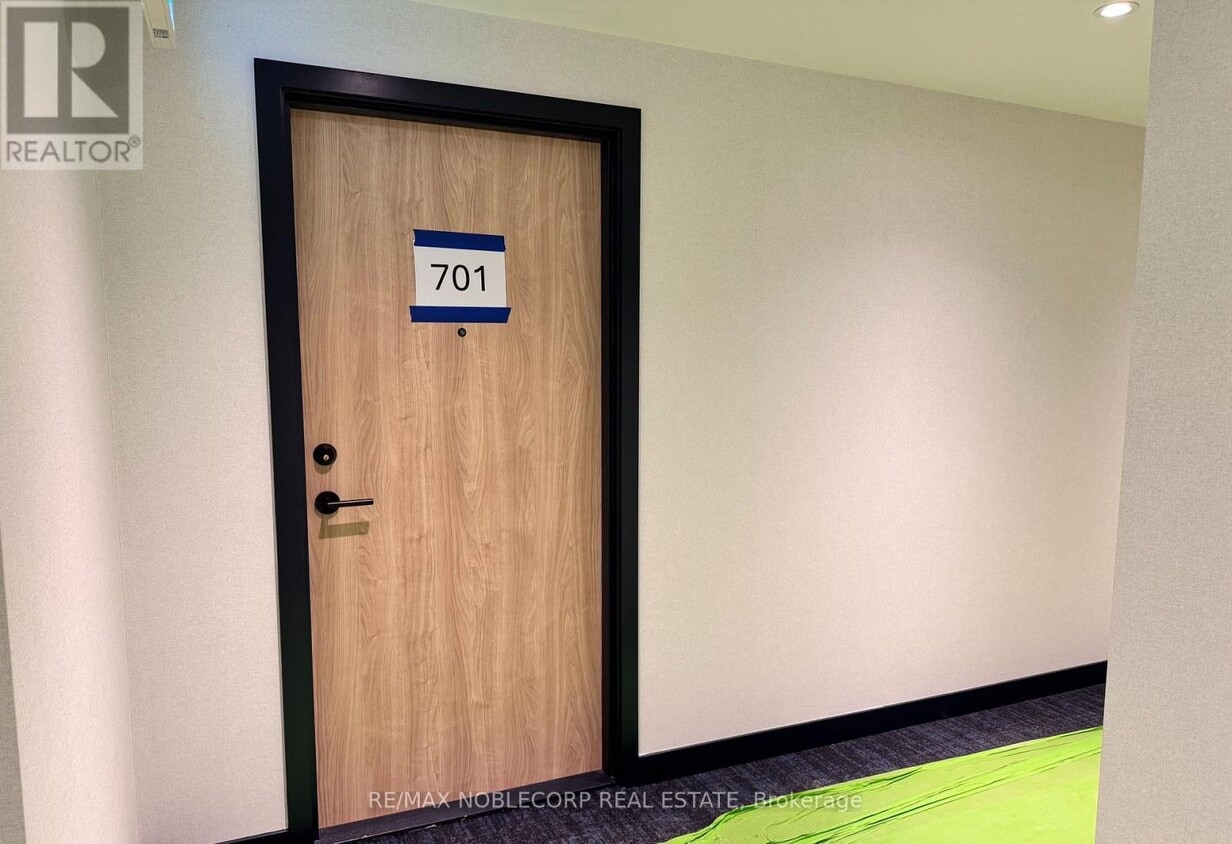 Photo principale - 801 The Queensway