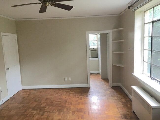 Building Photo - 1121 Myrtle Ave