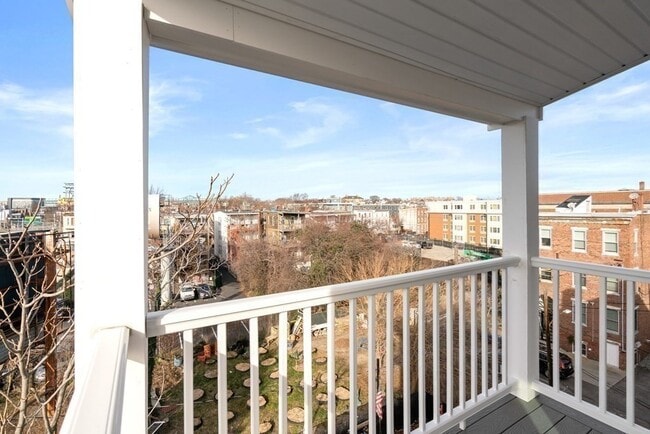 Foto del edificio - 134 Chelsea St