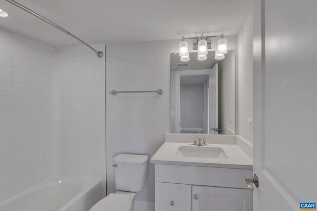 Foto del edificio - 6053 McComb St