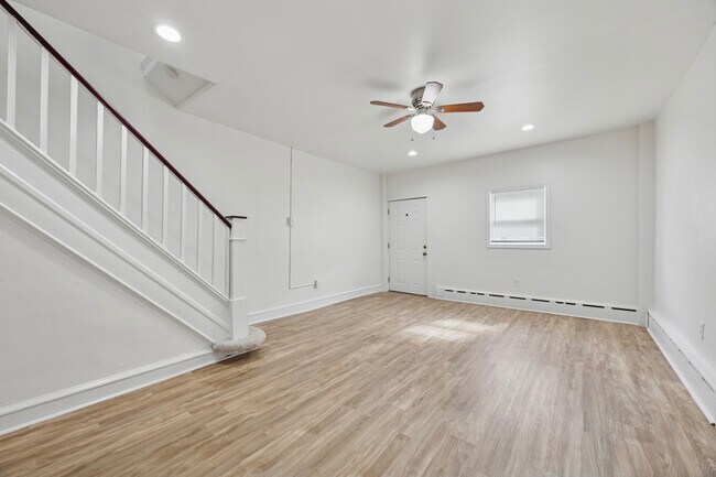 Foto del edificio - 6519 Allman St