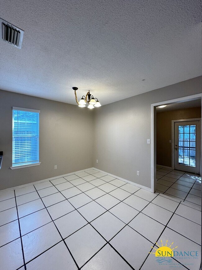 Foto del edificio - Gorgeous 3 Bedroom Home in Fort Walton Beach