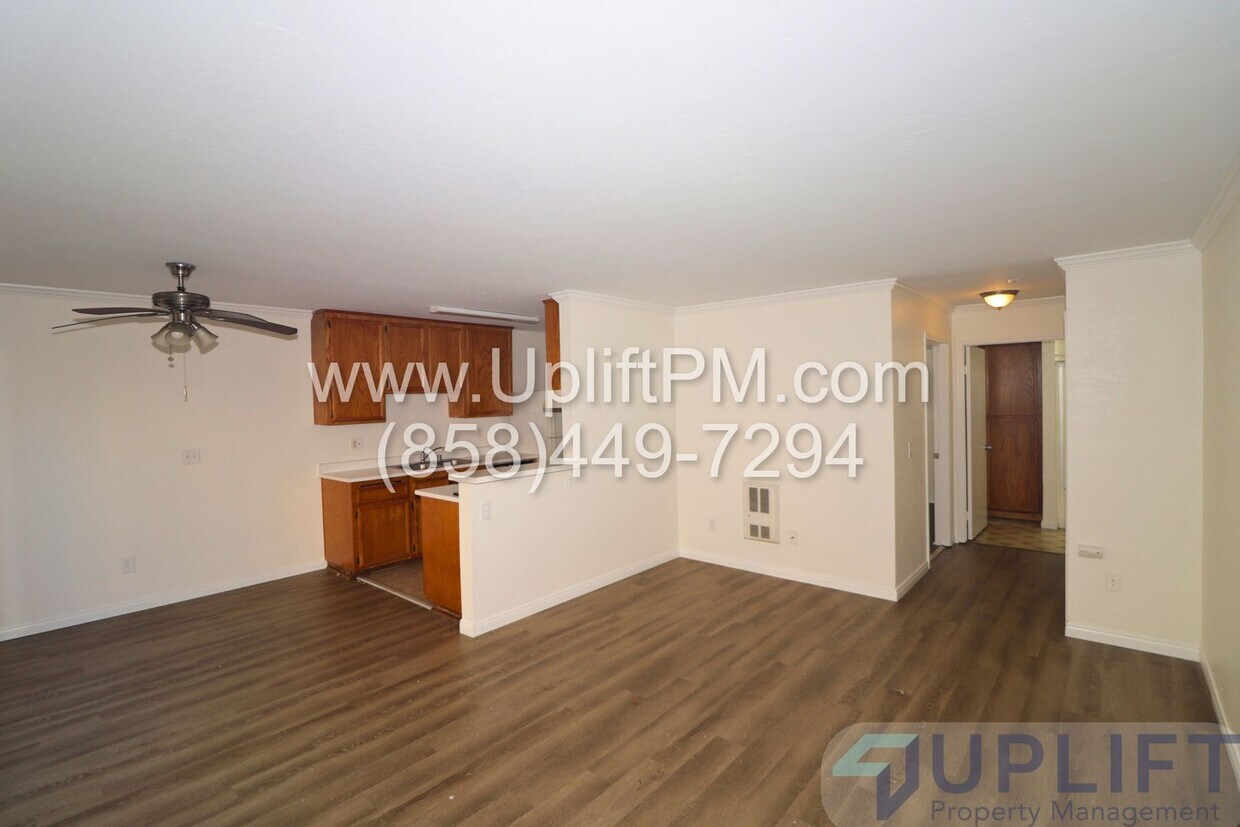 Foto principal - 1 Bed, 1 Bath Condo in Gated Community wit...