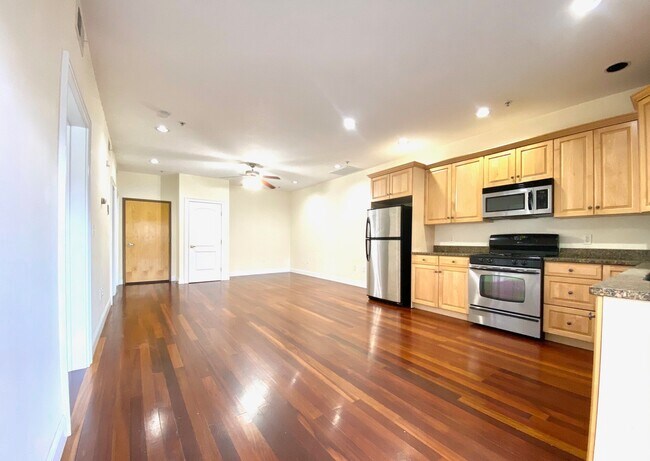 Foto del edificio - 661 Bennington St