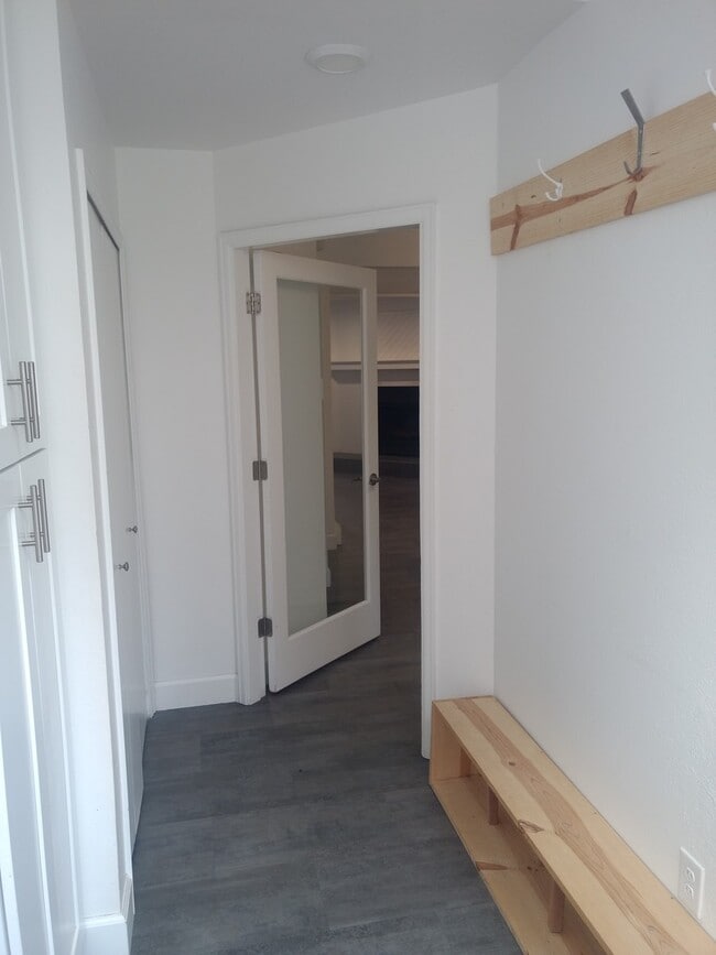 Photo - Beautifully Updated Cattail Cove West - 3B... House