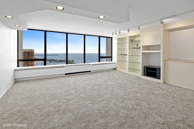 Foto del edificio - 2800 N Lake Shore Dr