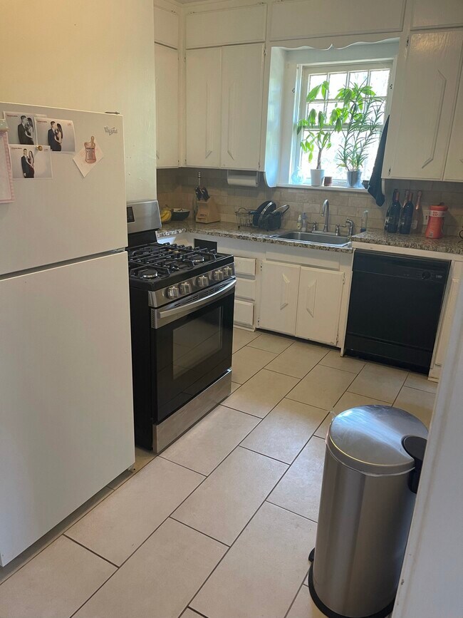 Foto del edificio - 508 NW 18th St