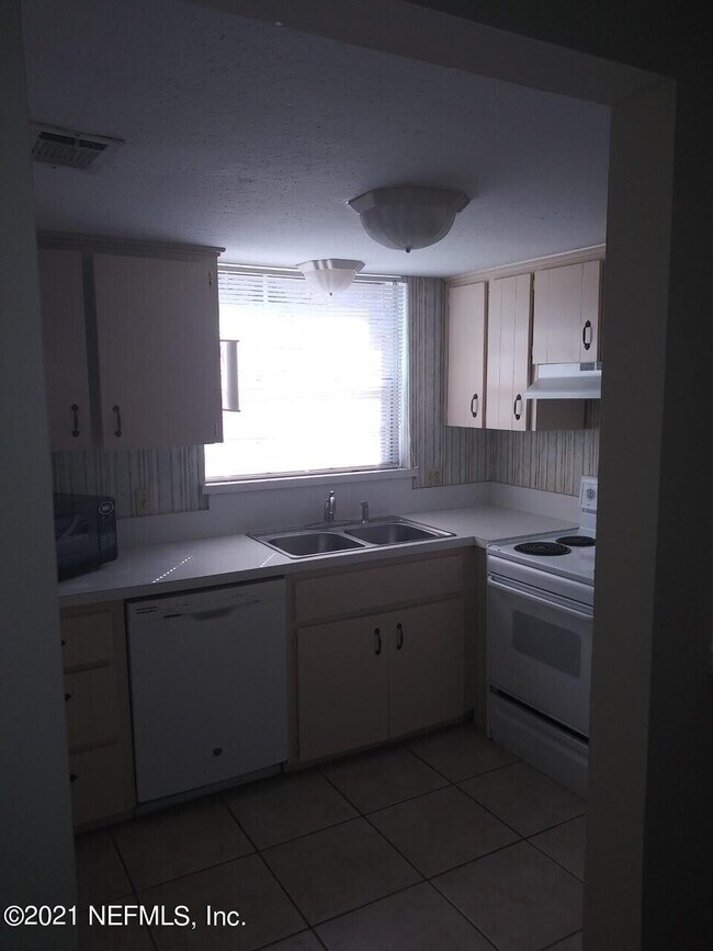 Building Photo - 5201 Atlantic Blvd
