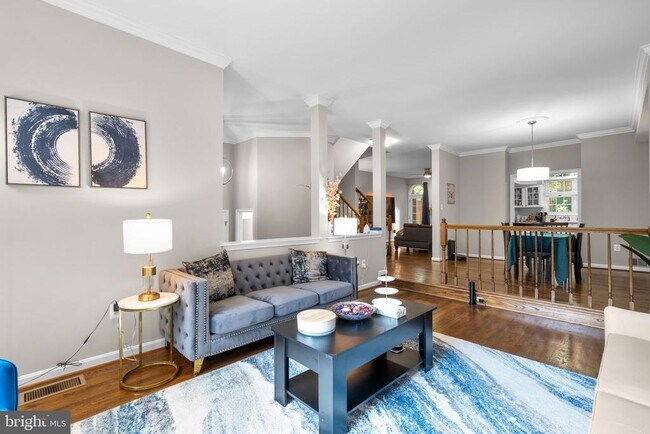 Foto del edificio - 10241 Aspen Willow Dr
