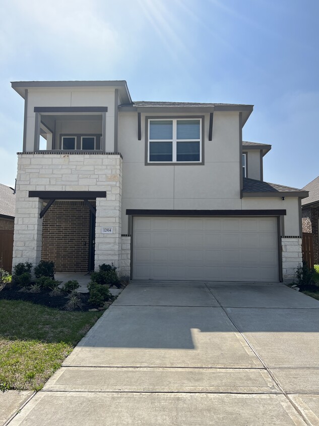 Foto principal - 12814 Gallowhill Dr