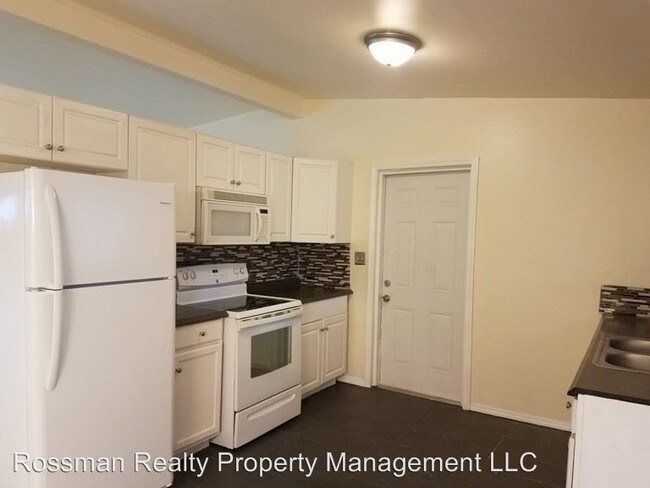 Building Photo - 2 br, 1 bath House - 2449 Aldridge Ave