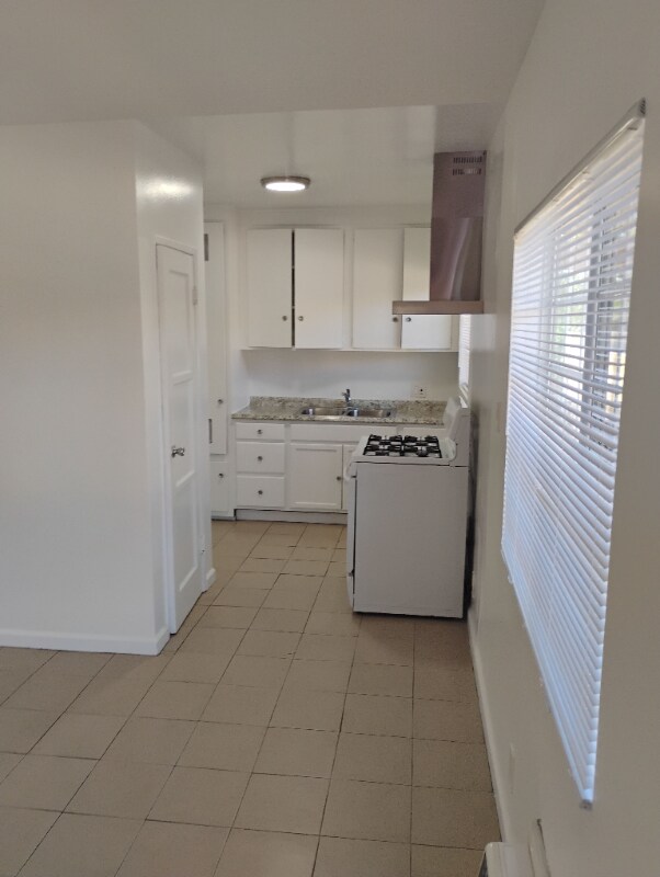 Foto del edificio - 14129 Vanowen St