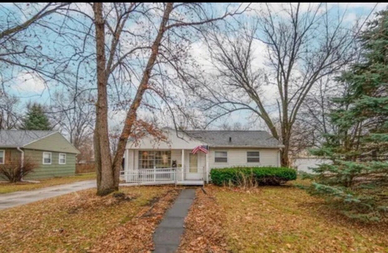 1715 Corning Ave, Waterloo, IA 50701 House Rental in Waterloo, IA