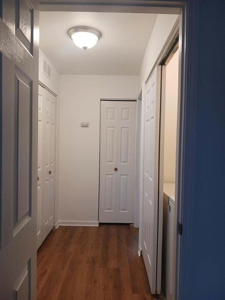 Foto del edificio - 6070 Pennsylvania Dr