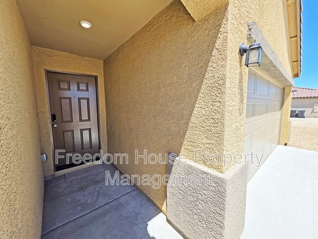 Foto del edificio - 663 Huyana Wind Dr
