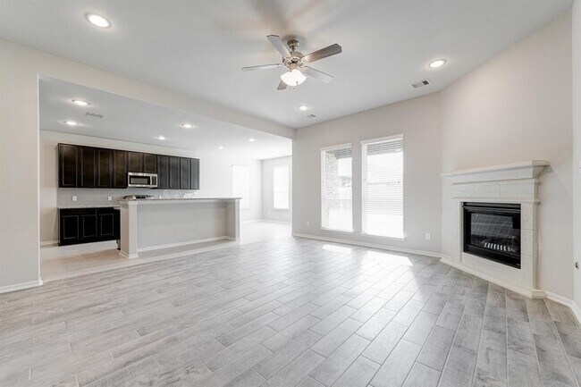 Building Photo - 20607 Enrique Dr