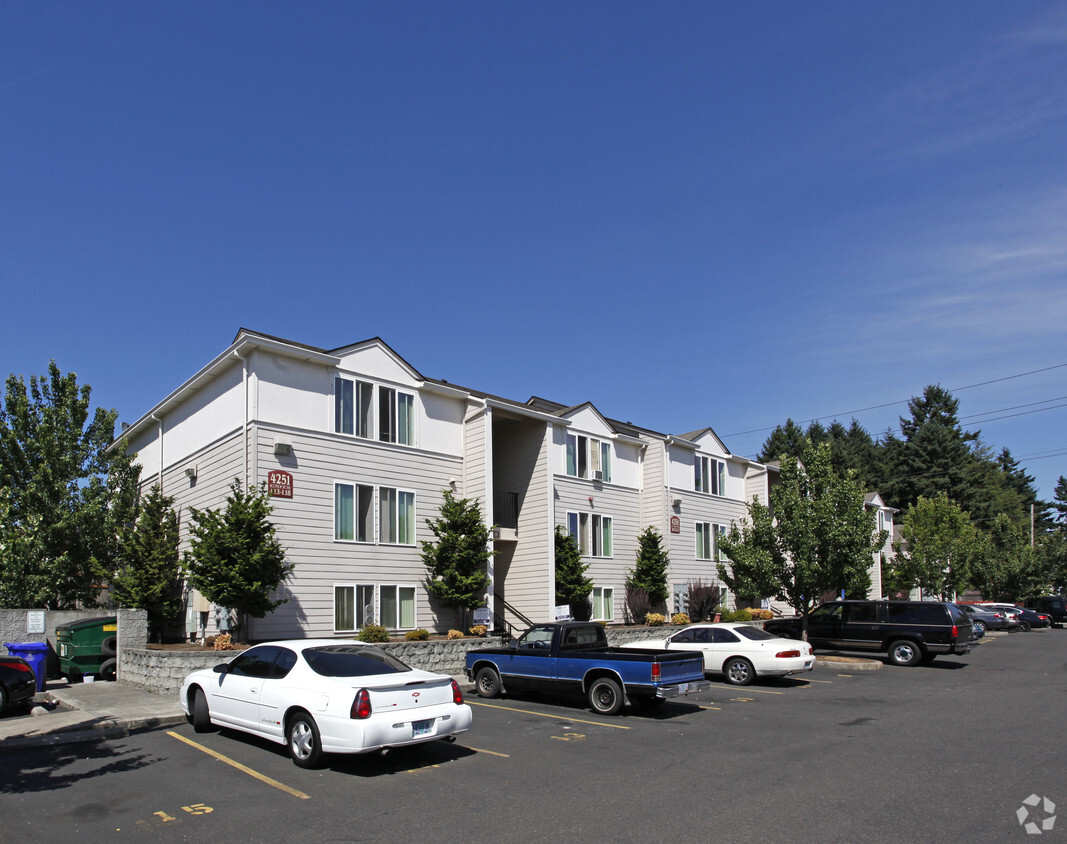 Evergreen Place Apartments - Apartments in Portland, OR | Apartments.com