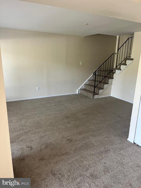 Foto del edificio - 24 Maplewood Ct