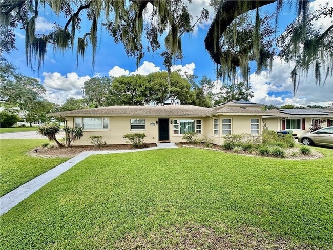 Foto del edificio - 1105 N Lake Otis Dr SE