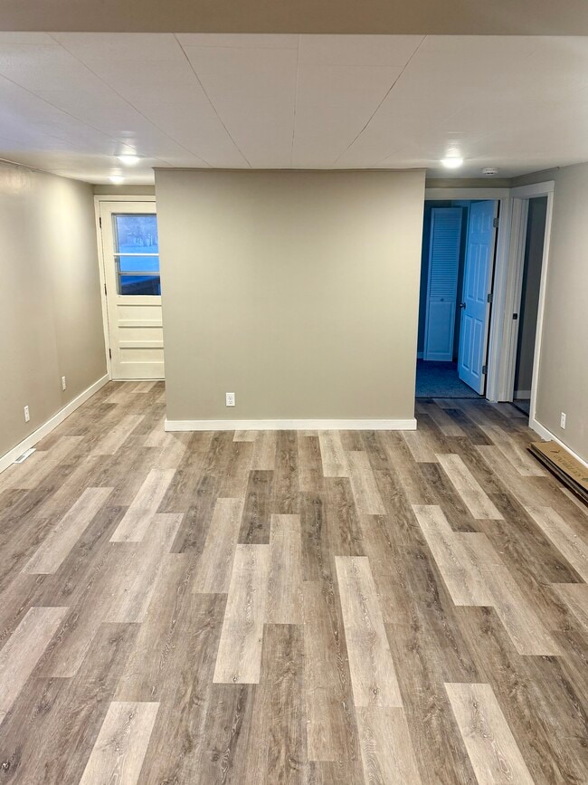 Foto del edificio - 401 W Douglas Ave