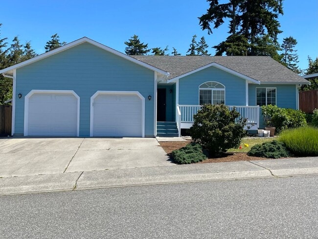 Building Photo - Lovely Single Level Home in Oak Harbor and...