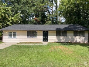 Building Photo - 7613 Suwannee Ct