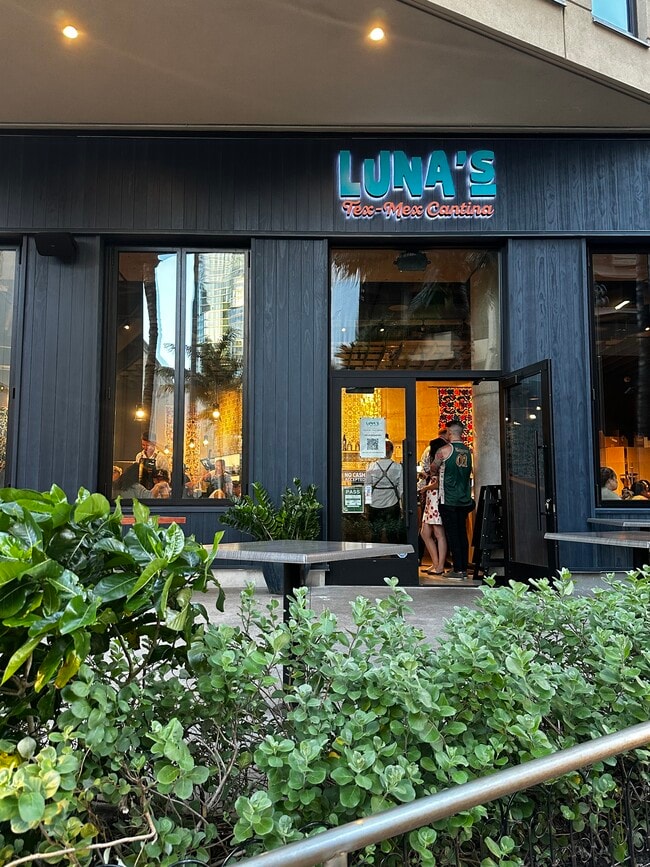 Building Photo - 333 Ward Ave