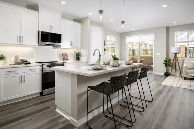 Building Photo - Tricon Elk Grove