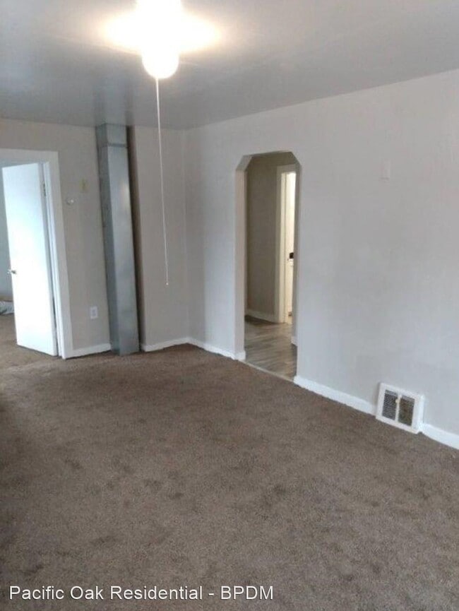 Foto del edificio - 3 br, 1 bath House - 417 Highview Ave