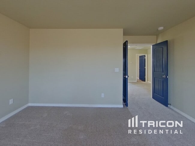 Building Photo - 8357 Needle Drop Ct