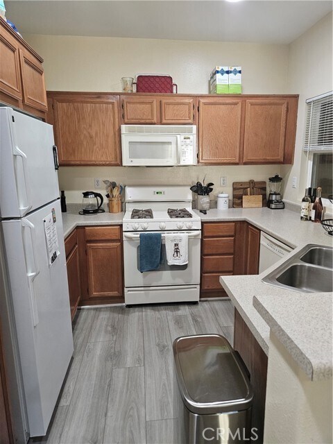Foto del edificio - 26526 Arboretum Way