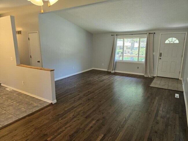 Foto del edificio - 5901 N Garfield Ave