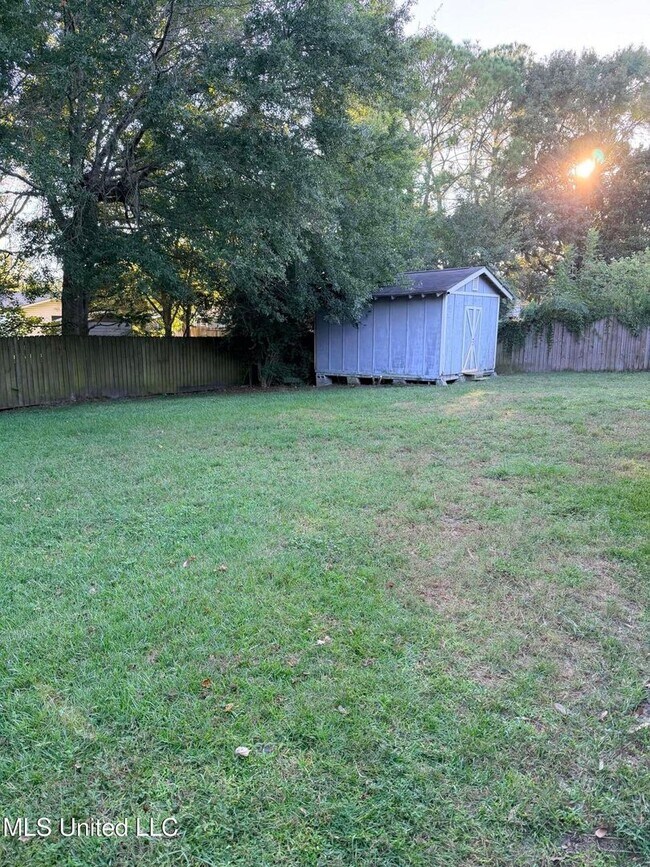 Foto del edificio - 3 BR/2BA Rental in Pinecrest Subdivision