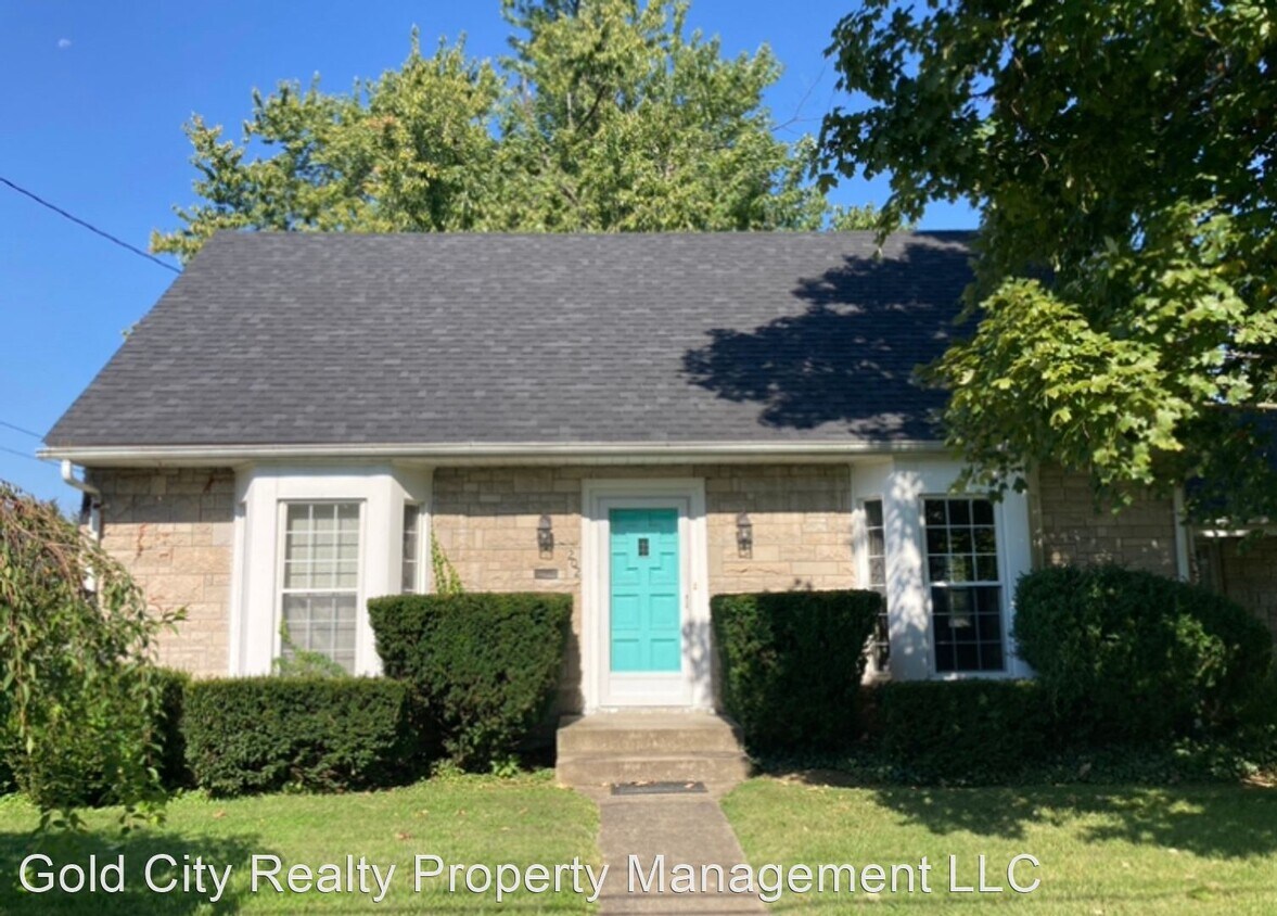202 Peachtree St, Elizabethtown, KY 42701 House Rental in